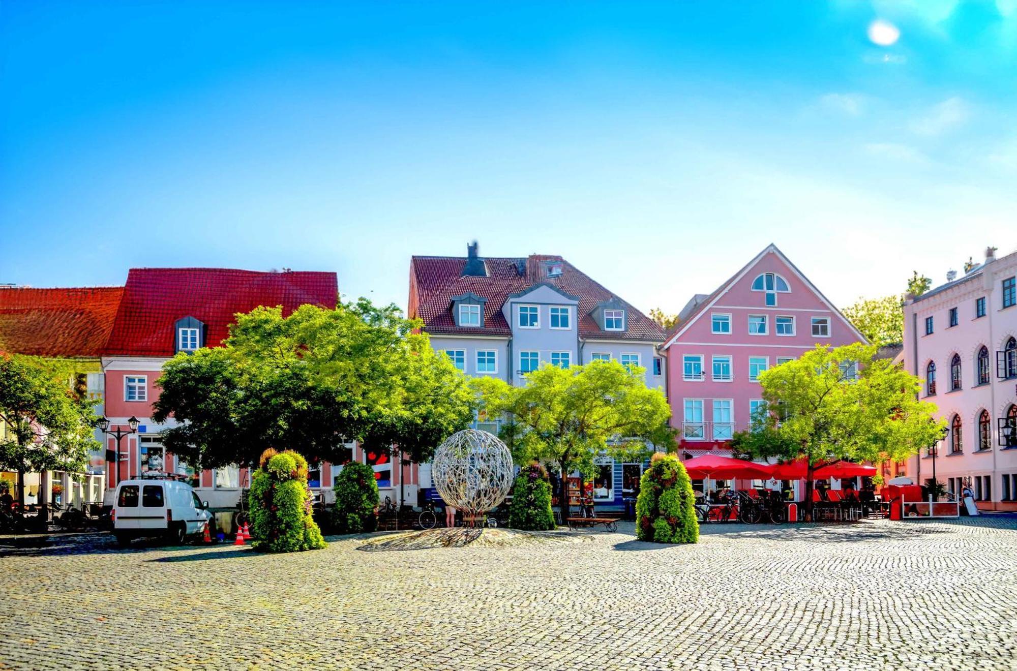 Ferienhaus Charlotta Mit Terrasse ヴァーレン エクステリア 写真