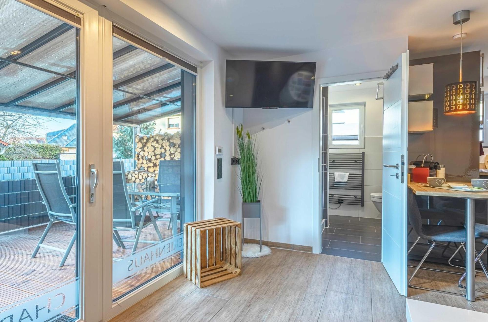 Ferienhaus Charlotta Mit Terrasse ヴァーレン エクステリア 写真